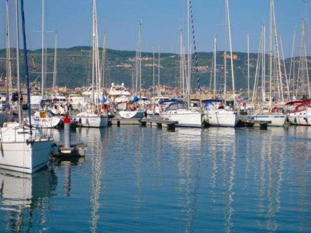 Marina dʼAndora Appartamento Frontemare المظهر الخارجي الصورة
